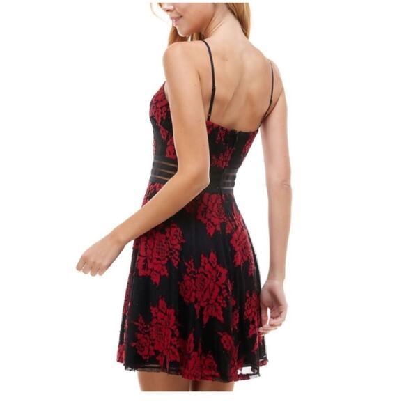 CITY STUDIO Lace Floral Fit Flare Party Red Black Dress Junior's Size 15 NWT - Picture 2 of 10